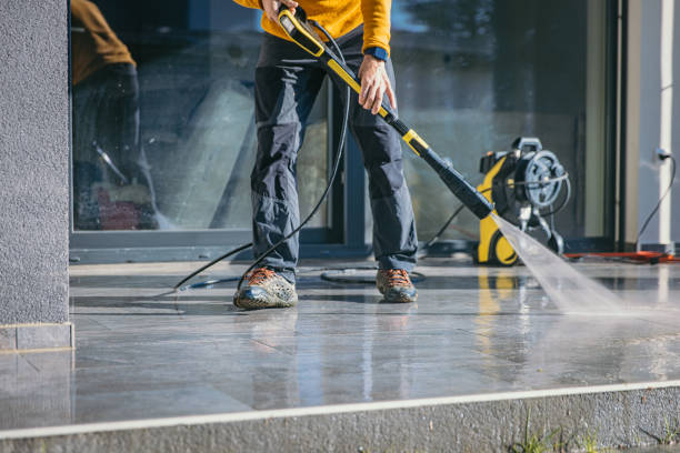 Best Roof Washing  in Canton Valley, CT